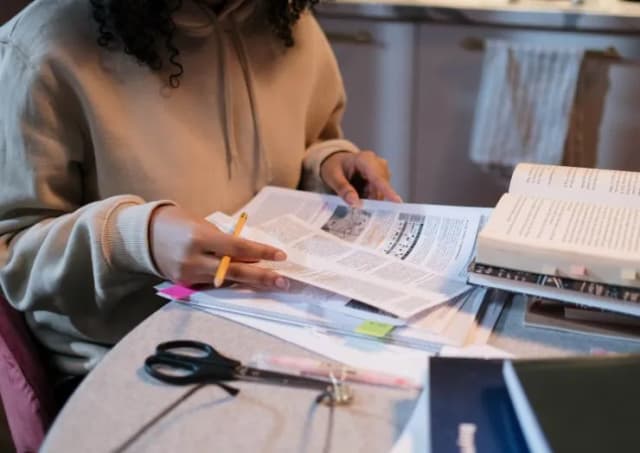 Jak zacząć uczyć się do egzaminu ósmoklasisty i uniknąć stresu